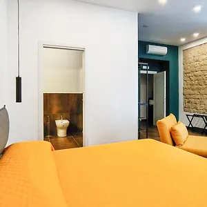 Casa Calu Castel Dell'ovo Bed & Breakfast